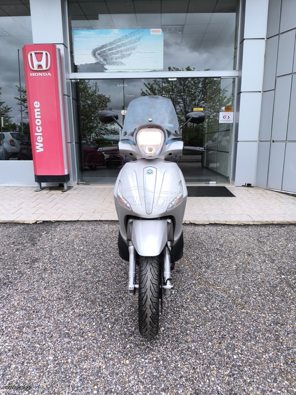 Piaggio Beverly 300i 2020 BEVERLY 300S ABS/ASR