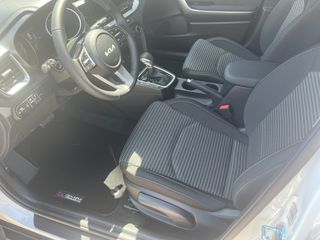Kia XCeed 2026 PREMIUM-thumb-5