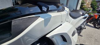 CAN-AM Spyder RT 2012-thumb-12