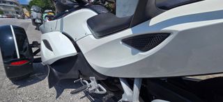 CAN-AM Spyder RT 2012-thumb-15