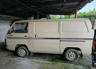 Mitsubishi L300 1995