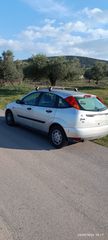 Ford Focus 2000-thumb-1