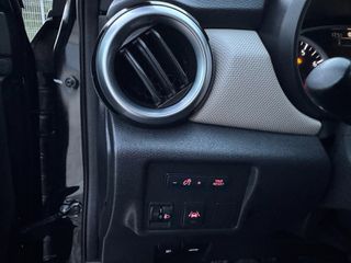 Nissan Micra 2018-thumb-5