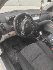 Kia Ceed / cee'd 2008-thumb-5