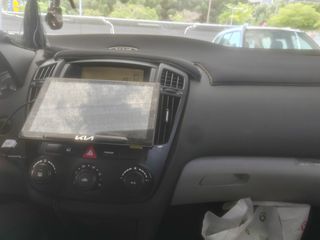 Kia Ceed / cee'd 2008-thumb-6