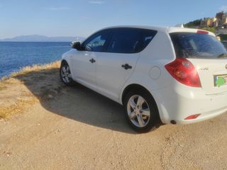 Kia Ceed / cee'd 2008-thumb-8