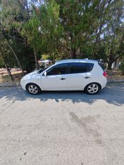 Kia Ceed / cee'd 2008-thumb-12
