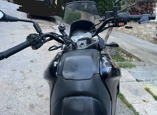 Aprilia Pegaso Strada 2010-thumb-5