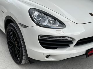 Porsche Cayenne 2010 S HYBRID-thumb-4