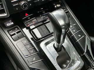 Porsche Cayenne 2010 S HYBRID-thumb-40