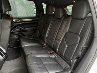 Porsche Cayenne 2010 S HYBRID-thumb-23