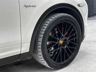 Porsche Cayenne 2010 S HYBRID-thumb-25