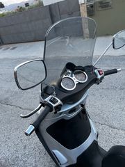 Piaggio Beverly 250 2005-thumb-4