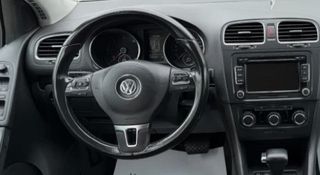 Volkswagen Golf 2010-thumb-4