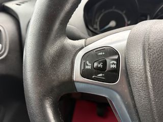 Ford Transit Courier 2017 1.5 TDCI / CRS MOTORS-thumb-15