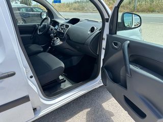 Κλούβα Renault 2022 Kangoo Express 1.5 Blue dCi 95ch A/C 6χυτο (ΥΠ. ΑΔΕΙΑ Δ.Χ)-thumb-59