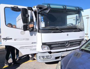 Ψυγείο Mercedes-Benz 2008 ATEGO 816