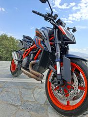 KTM 1290 Super Duke R 2023-thumb-4