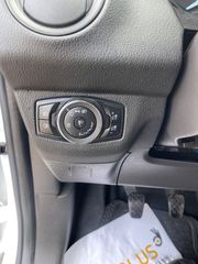 Ford Courier 2022-thumb-11