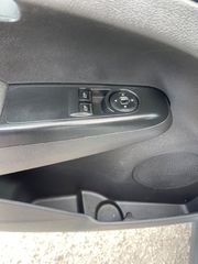 Ford Courier 2022-thumb-12