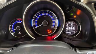 Honda Jazz 2016 1.3 I-VTEC TREND 6-ΤΑΧΥΤΟ A/C LED ΙΣΤΟΡΙΚΟ ΑΝΤΙΠΡΟΣΩΠΕΙΑΣ-thumb-35