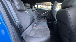 Opel Astra 2024 GS-thumb-10