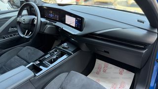 Opel Astra 2024 GS-thumb-17