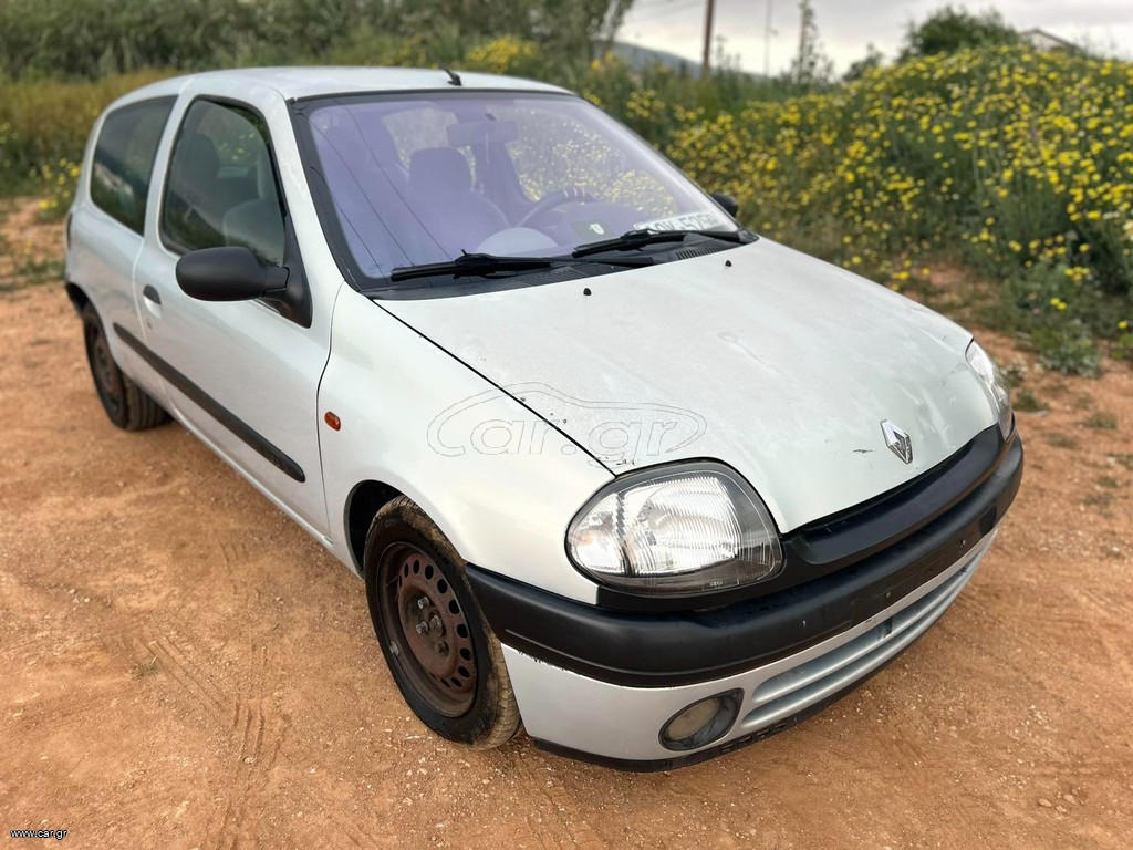 Renault Clio 2002