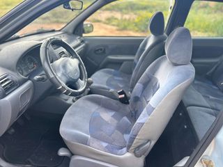 Renault Clio 2002-thumb-4