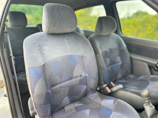 Renault Clio 2002-thumb-8