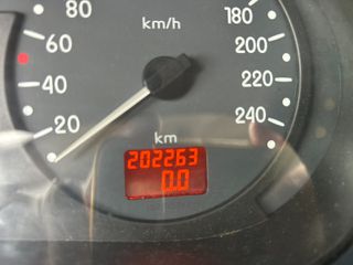 Renault Clio 2002-thumb-15
