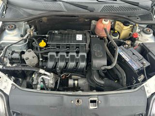 Renault Clio 2002-thumb-19