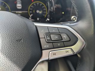 Volkswagen Golf 2021 LIFE-thumb-19