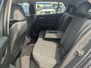 Volkswagen Golf 2021 LIFE-thumb-11