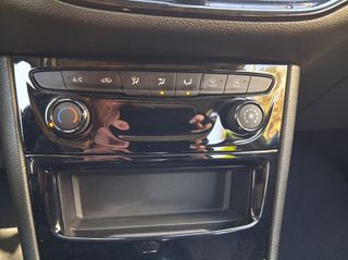 Opel Astra 2020 GS LINE 122 HP-thumb-41