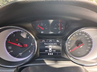 Opel Astra 2020 GS LINE 122 HP-thumb-26