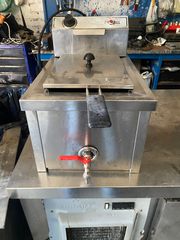 ΦΡΙΤΕΖΑ ΗΛΚ/ΚΗ ,8 ΛΙΤΡΑ ΣΕ ΚΑΛΗ ΚΑΤΑΣΤΑΣΗ[ΑΠΟΣΤΟΛΗ ΣΕ ΟΛΗ ΤΗΝ ΕΛΛΑΔΑ]ΤΗΛ 6980324920