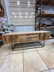 Εντυπωσιακό Έπιπλο Τηλεόρασης (TV Stand) – Industrial/Rustic Design – 120cm
