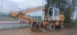 Εκσκαφέας Με Λάστιχα Liebherr 1991 Litronik 912