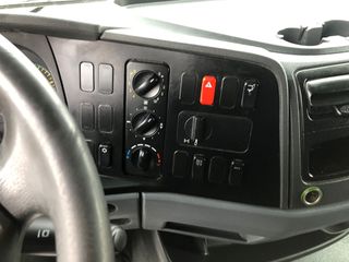 Καρότσα Κουρτίνα Mercedes-Benz 2013 1222-thumb-7