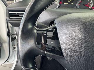 Peugeot 308 2019 1.2 PURETECH 130 ACTIVE-thumb-15