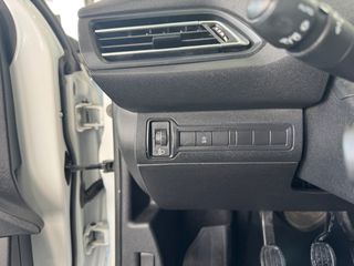 Peugeot 308 2019 1.2 PURETECH 130 ACTIVE-thumb-17