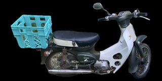 Honda C 1979 C50 deluxe