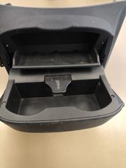 Ποτηροθήκες πισω καθισμάτων με το πλαίσιο από Nissan Micra K12 2002-2010