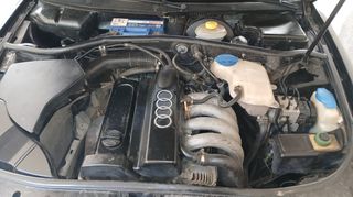 Audi A4 2000 A.G.-thumb-12