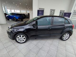 Volkswagen Polo 2010-thumb-7