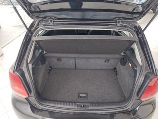Volkswagen Polo 2010-thumb-9