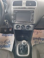 Volkswagen Polo 2010-thumb-14