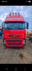 Volvo 2004-thumb-2