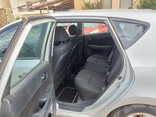 Hyundai i 30 2010 1.4 ΒΕΝΖΙΝΗ ΓΡΑΜΜΑΤΙΑ-thumb-9
